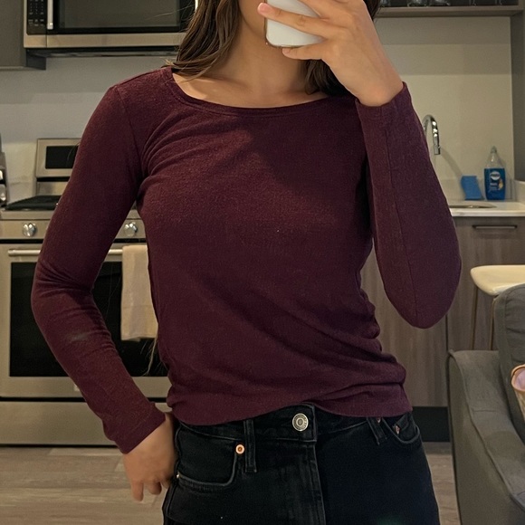 Super Soft Crewneck Longsleeve - Picture 1 of 3